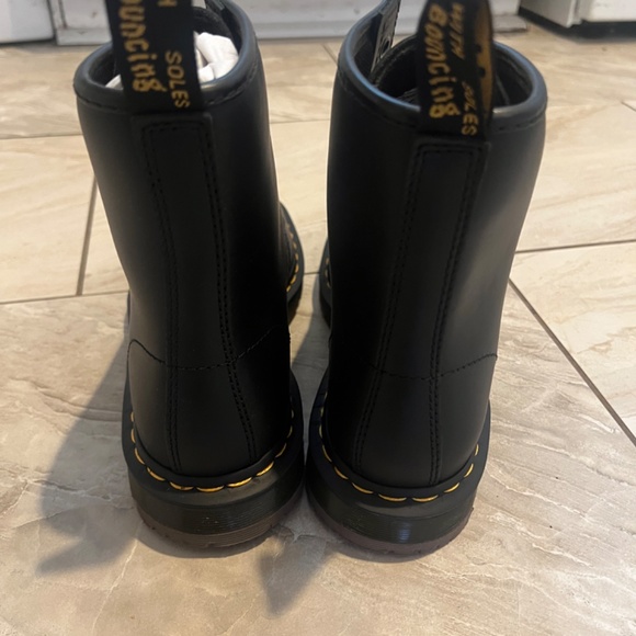 Dr. Martens AirWair main image 6